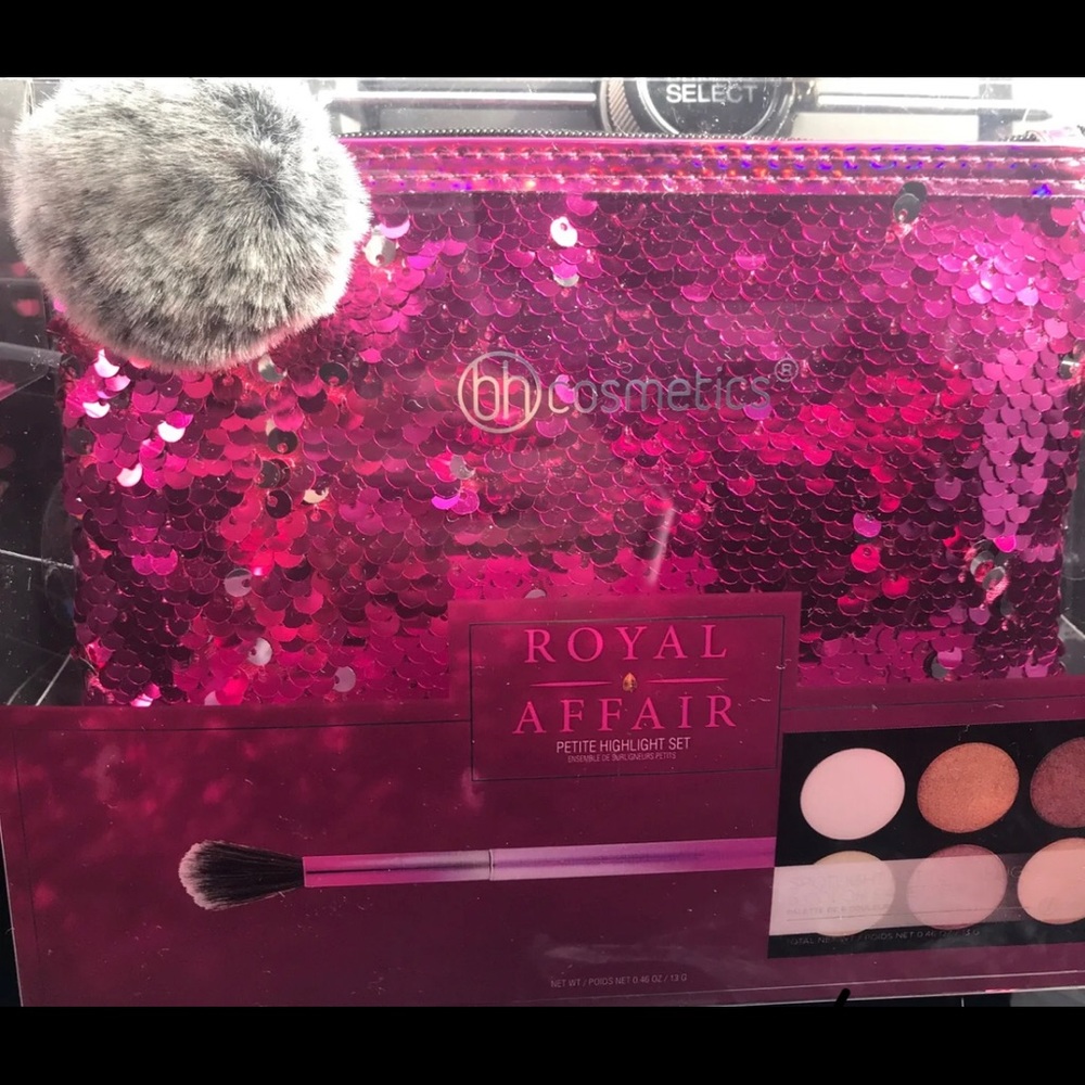 Bh cosmetic royal affair highlighter